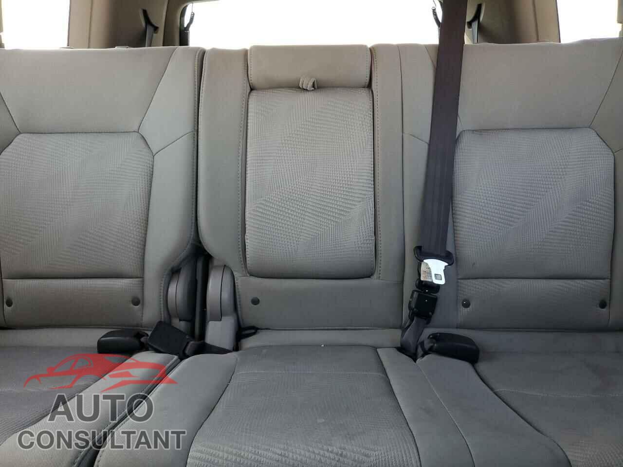 HONDA PILOT 2012 - 5FNYF4H21CB077657