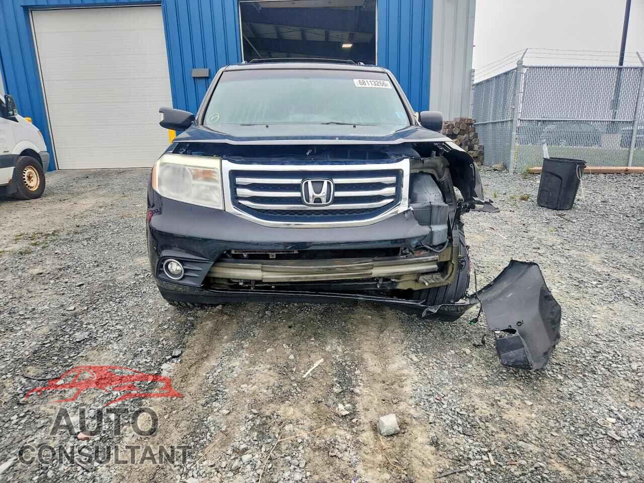 HONDA PILOT 2013 - 5FNYF4H96DB047522