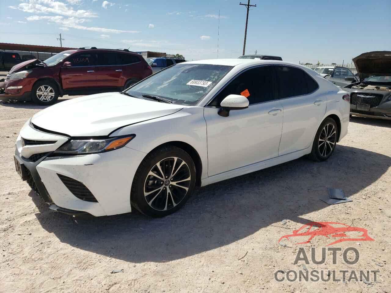 TOYOTA CAMRY 2018 - 4T1B11HKXJU079930