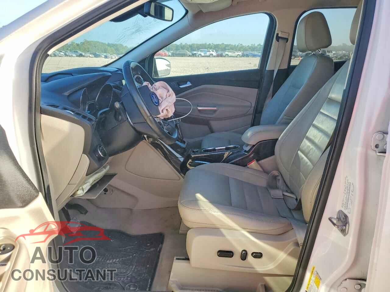 FORD ESCAPE 2014 - 1FMCU0J99EUD00646