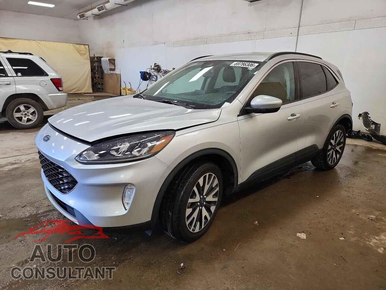 FORD ESCAPE 2020 - 1FMCU9H98LUA30557