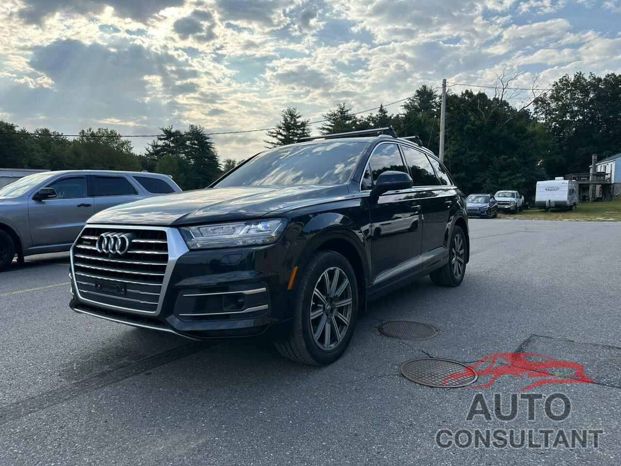 AUDI Q7 2018 - WA1LHAF7XJD006733