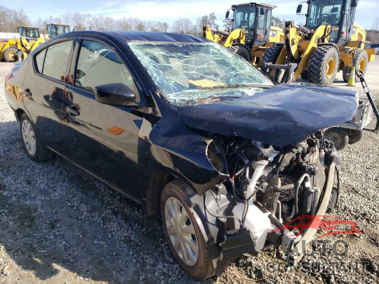 NISSAN VERSA 2017 - 3N1CN7AP4HL908245
