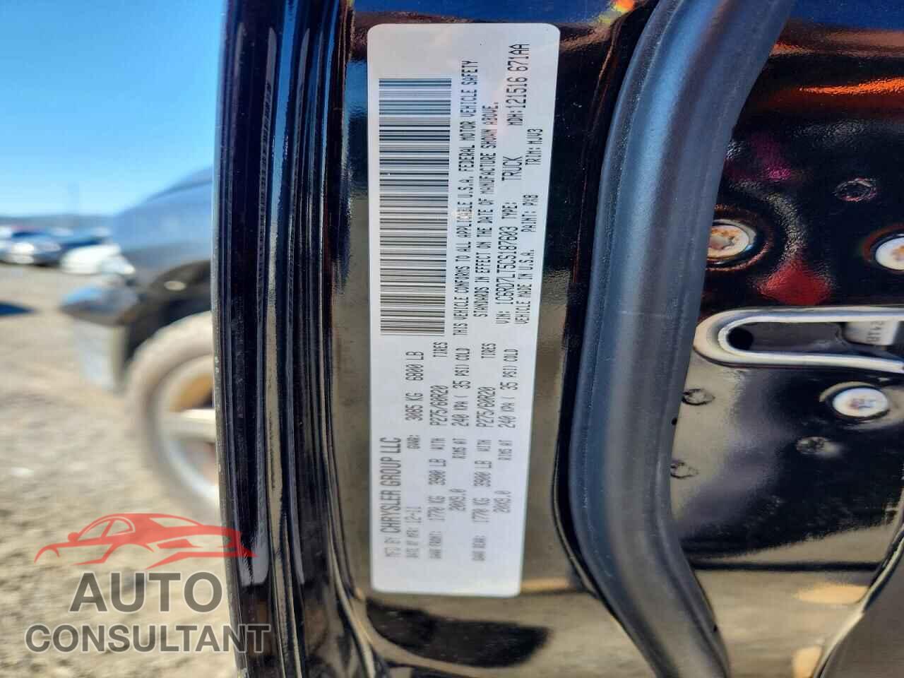 DODGE RAM 1500 2012 - 1C6RD7LT5CS187603