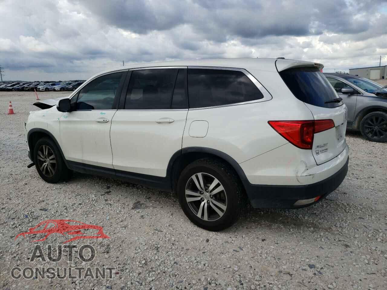 HONDA PILOT 2017 - 5FNYF5H58HB013929