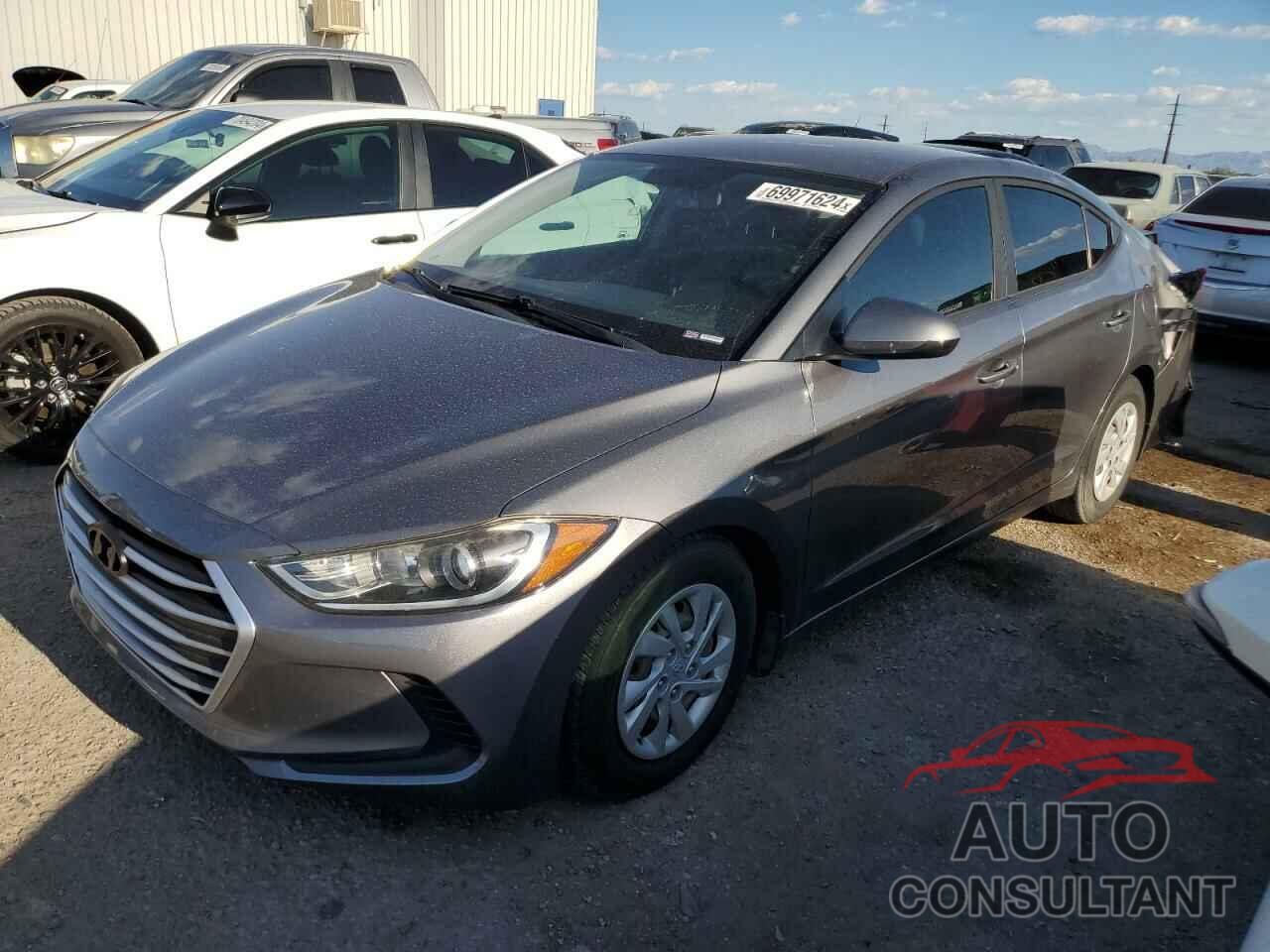 HYUNDAI ELANTRA 2018 - 5NPD74LF6JH282752