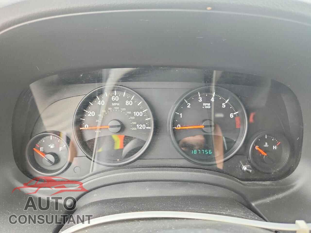 JEEP COMPASS 2012 - 1C4NJCEA8CD683780