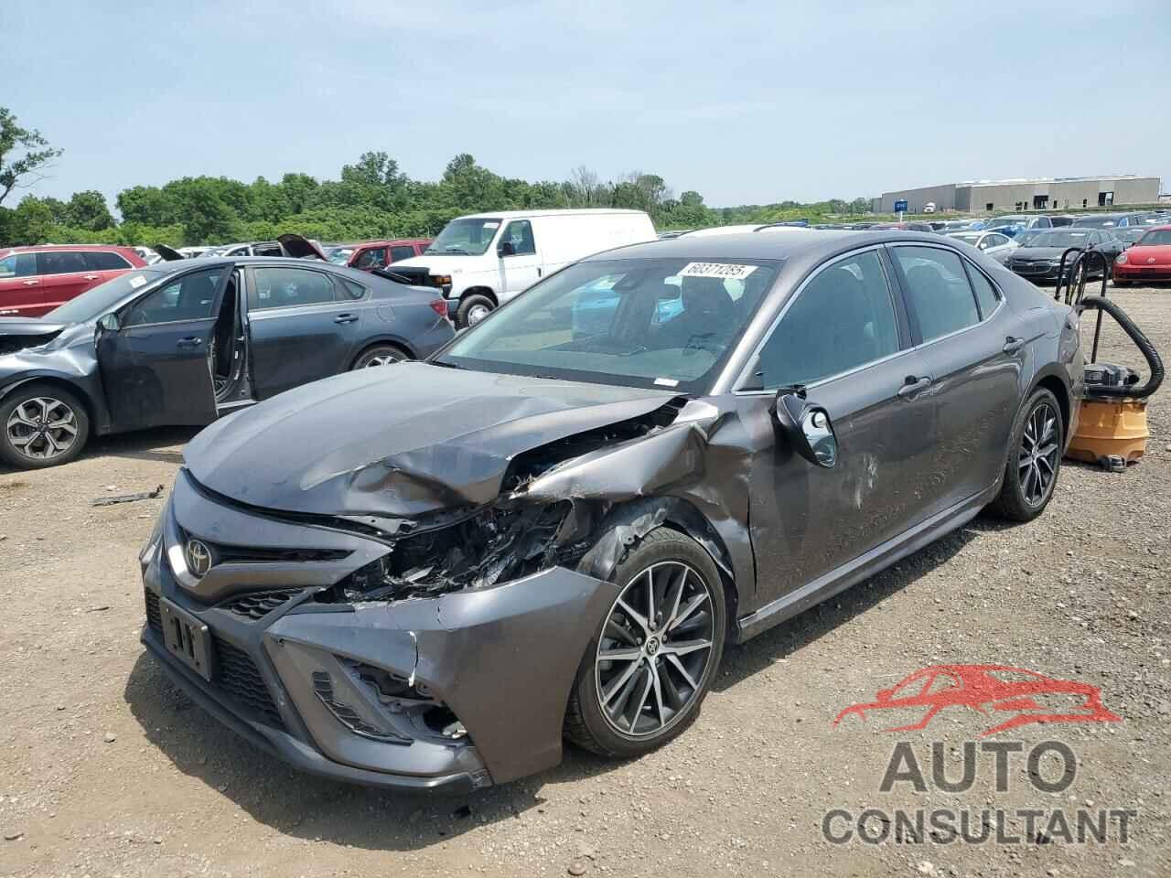 TOYOTA CAMRY 2021 - 4T1G11AK4MU522013