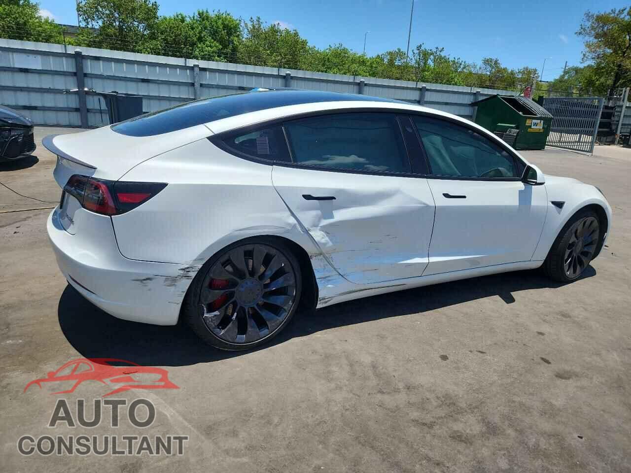 TESLA MODEL 3 2023 - 5YJ3E1EC4PF697529
