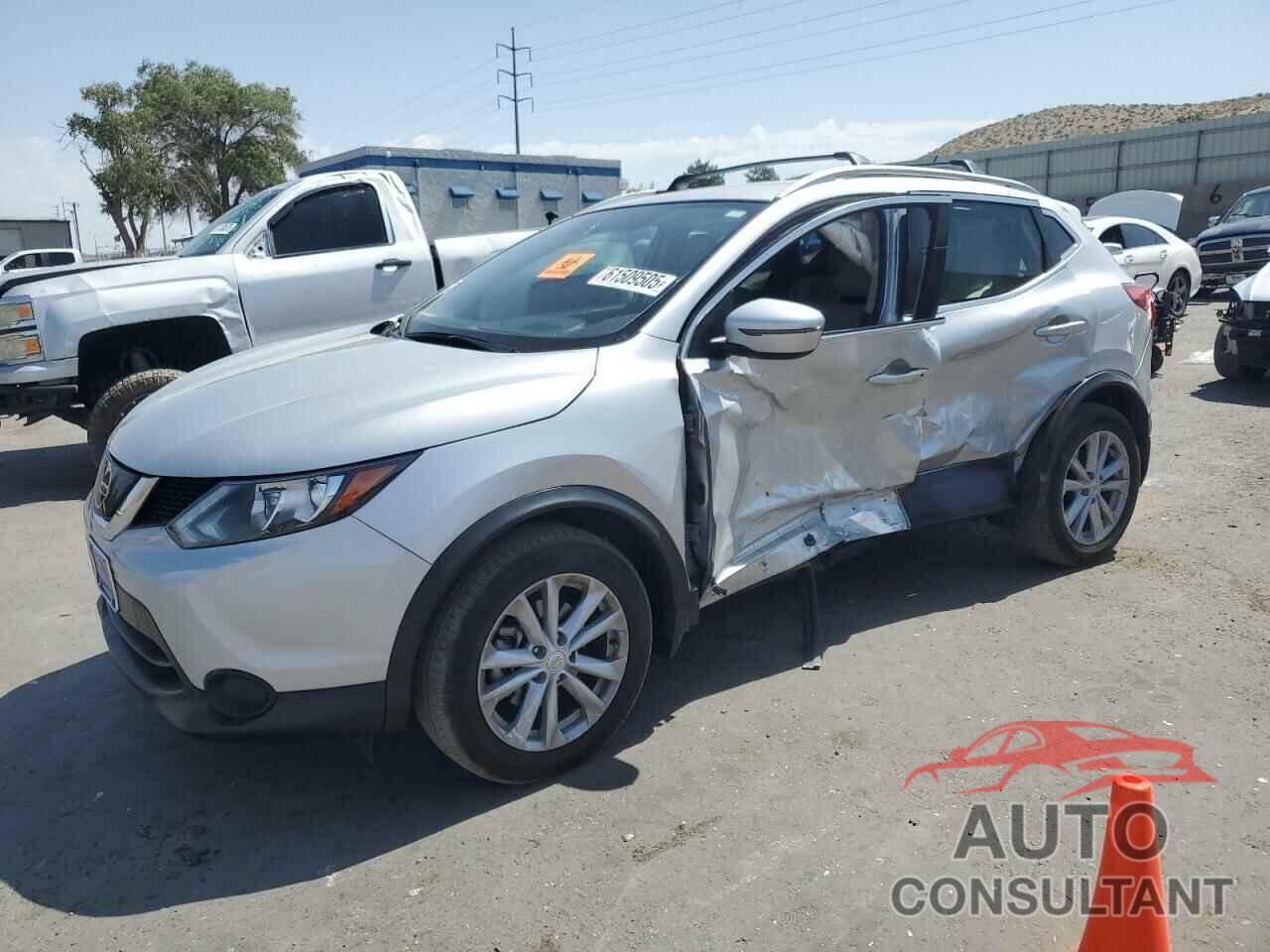 NISSAN ROGUE 2018 - JN1BJ1CR0JW289825