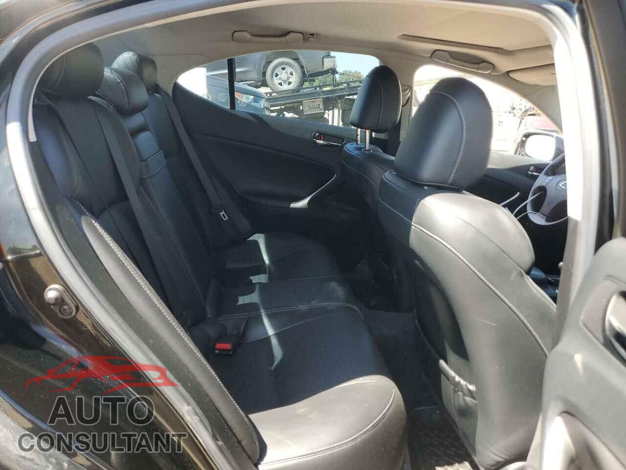 LEXUS IS 2010 - JTHCF5C26A5038325