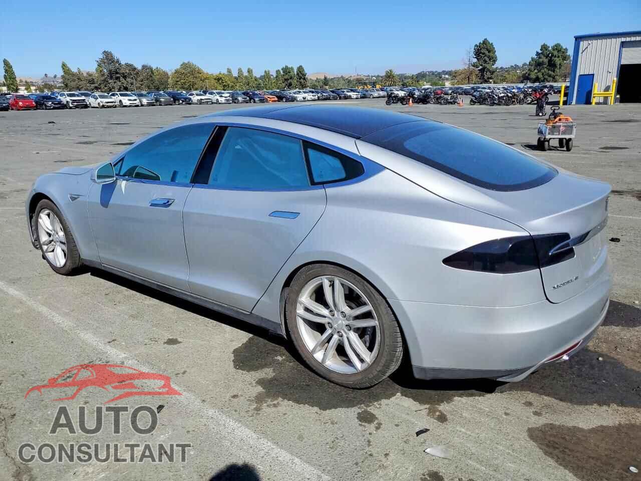 TESLA MODEL S 2014 - 5YJSA1H11EFP48614