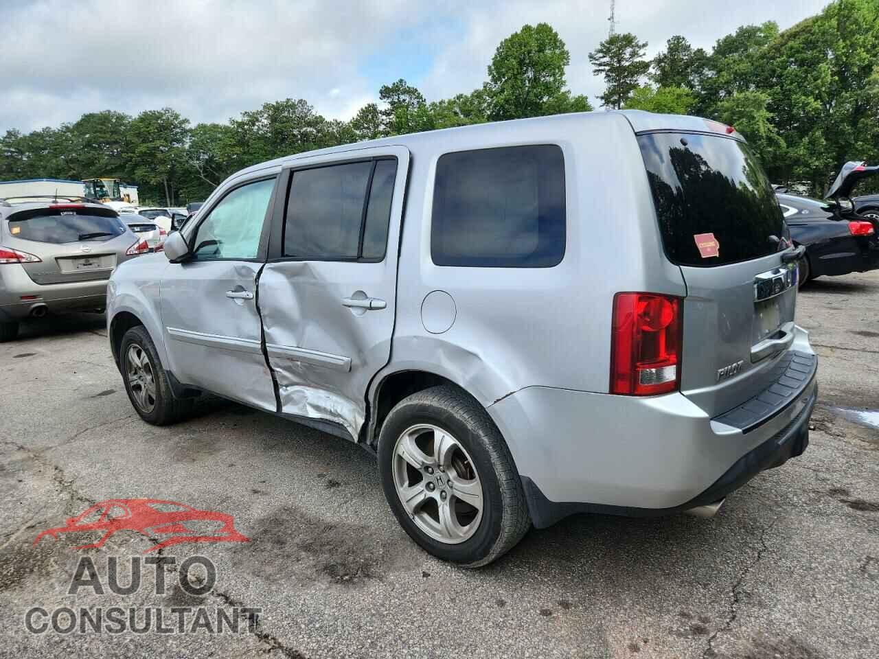 HONDA PILOT 2013 - 5FNYF3H70DB040607