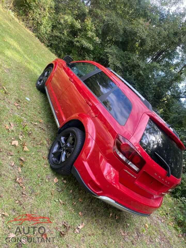 DODGE JOURNEY 2020 - 3C4PDCGB4LT265166
