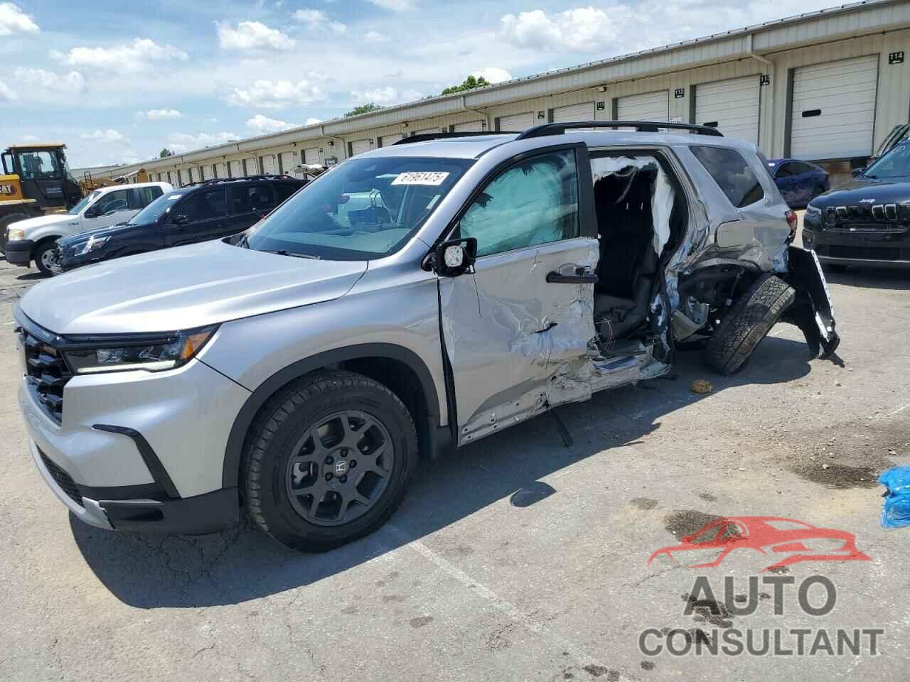 HONDA PILOT 2025 - 5FNYG1H6XSB111639