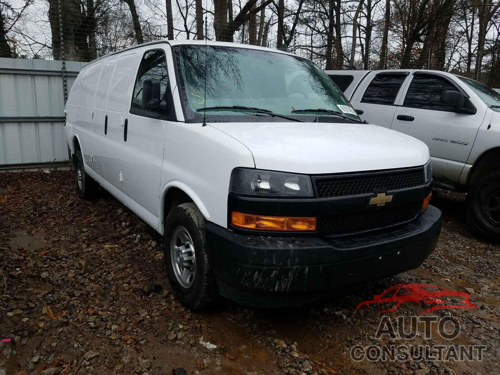 CHEVROLET EXPRESS 2018 - 1GCWGBFP9J1255571