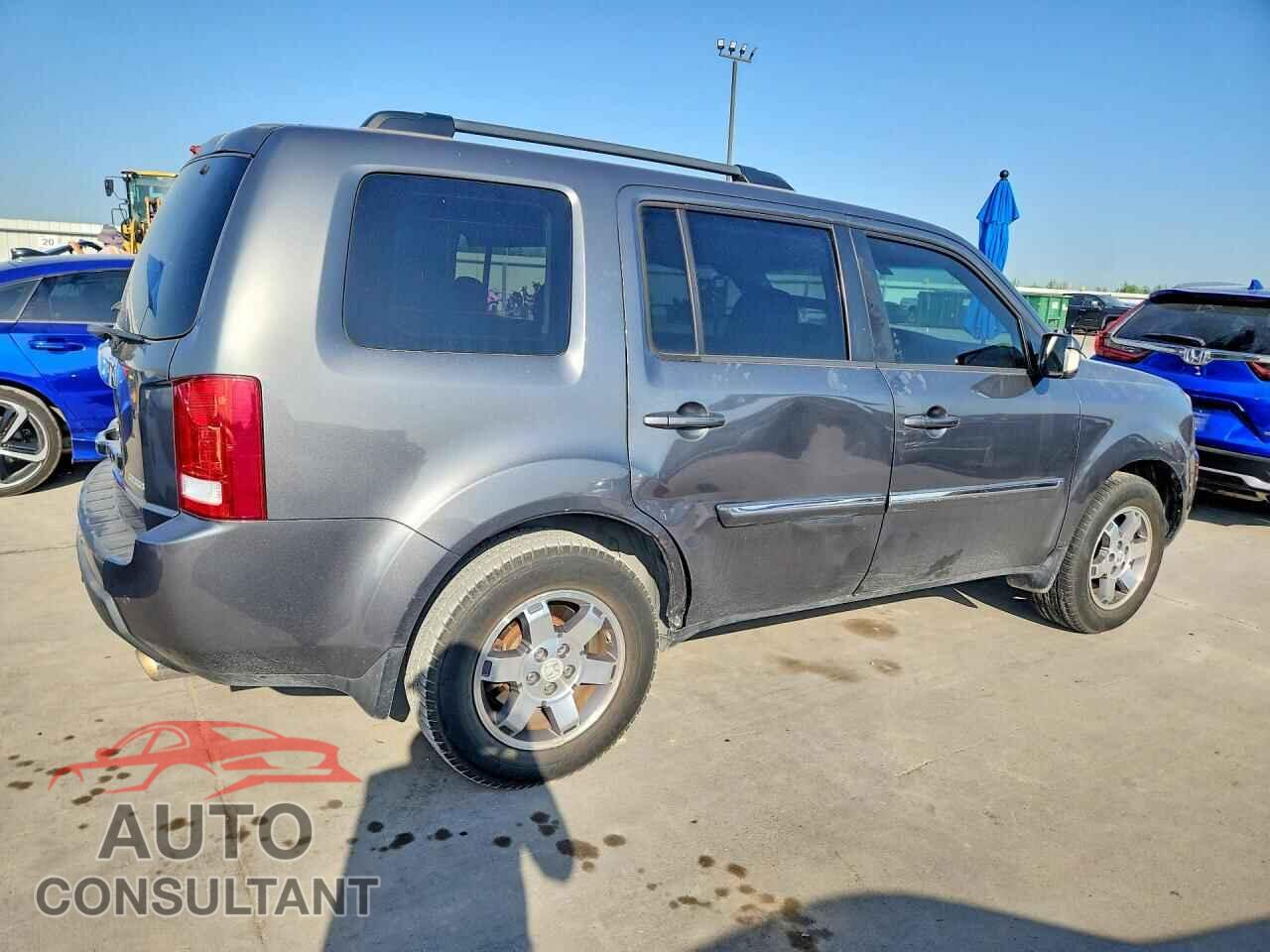 HONDA PILOT 2011 - 5FNYF3H94BB023615