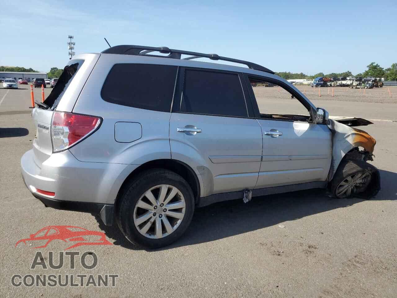 SUBARU FORESTER 2013 - JF2SHAEC5DH442498