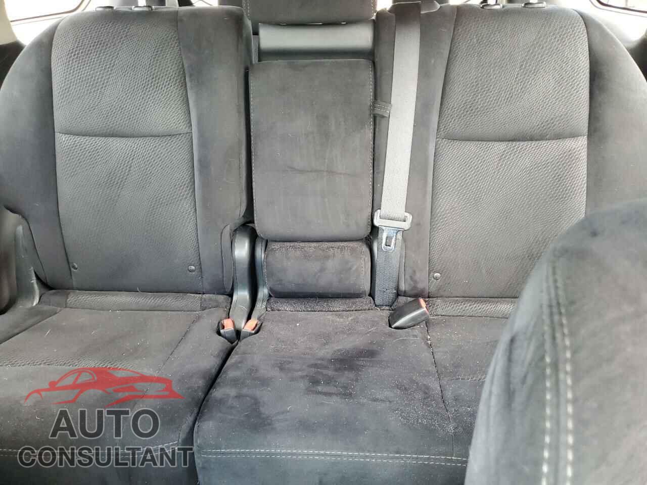 NISSAN PATHFINDER 2016 - 5N1AR2MM0GC620449
