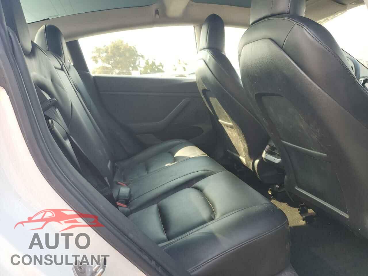 TESLA MODEL 3 2021 - 5YJ3E1EA2MF021140