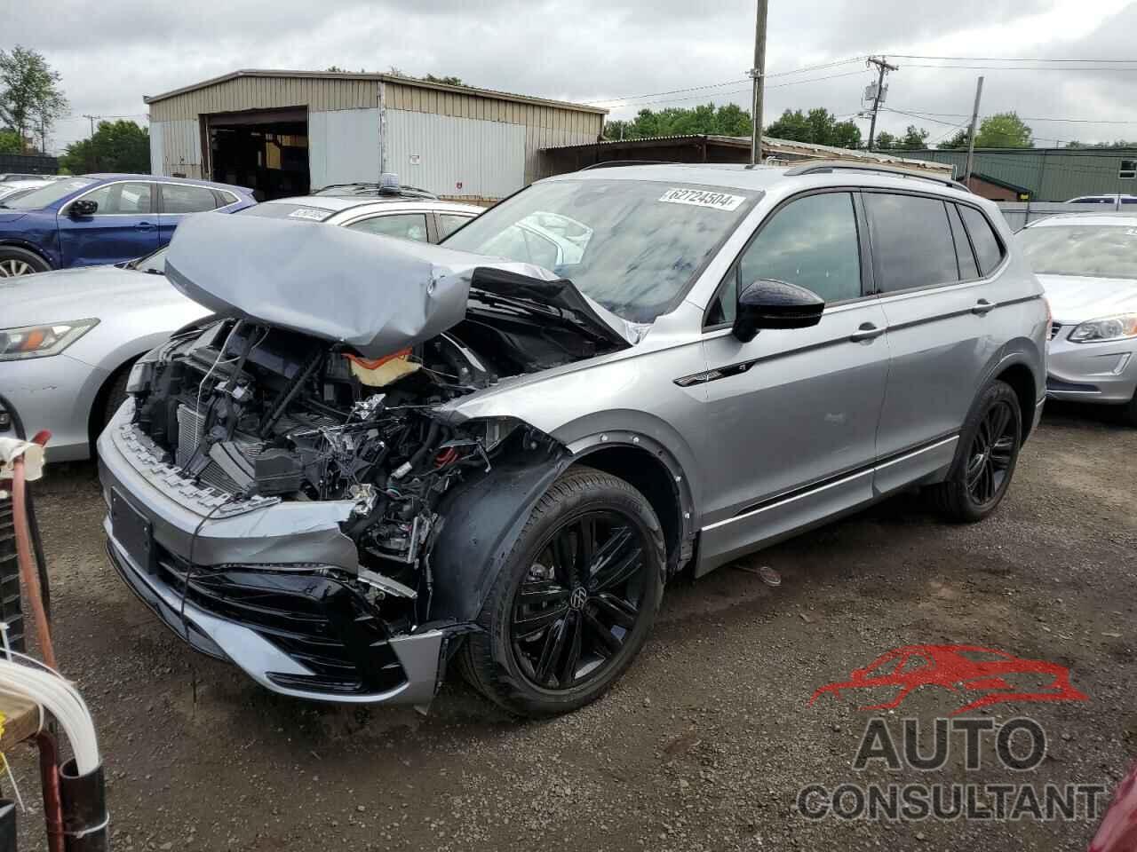 VOLKSWAGEN TIGUAN 2022 - 3VV8B7AX3NM009587