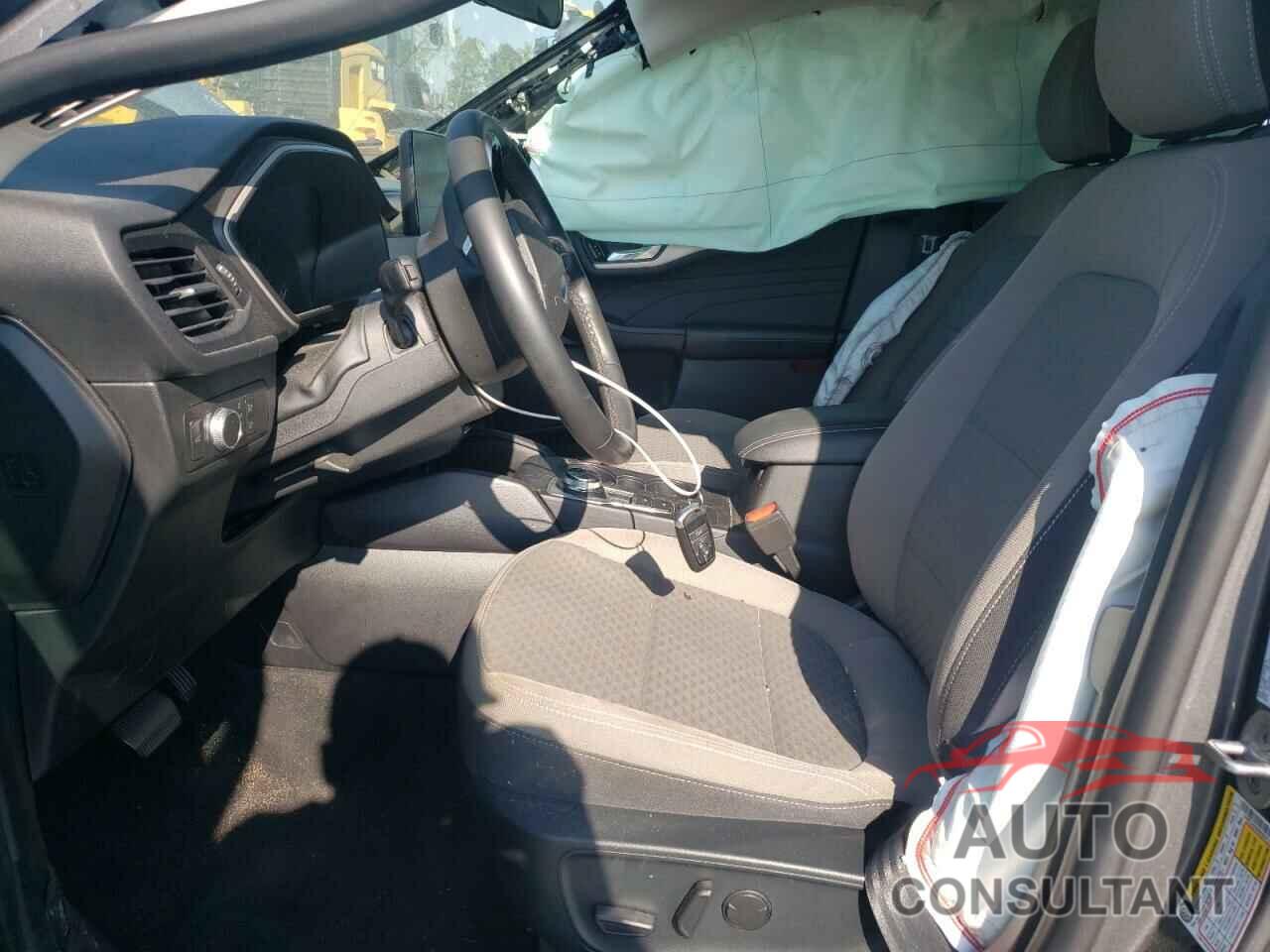 FORD ESCAPE 2021 - 1FMCU0G69MUB01186
