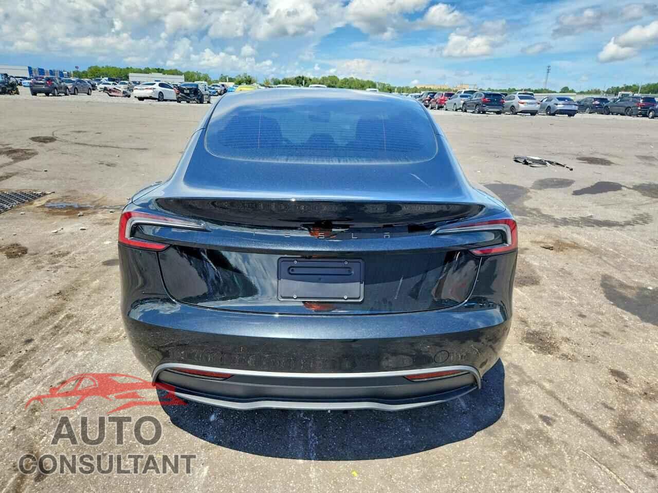 TESLA MODEL 3 2026 - 5YJ3E1EAXTF172497
