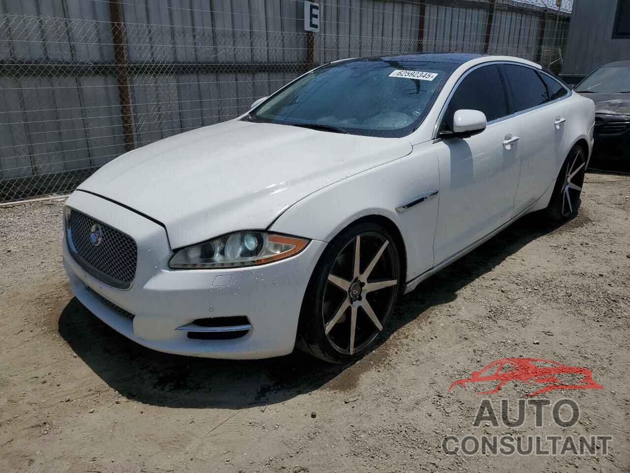 JAGUAR XJ 2013 - SAJWA1C75D8V40541