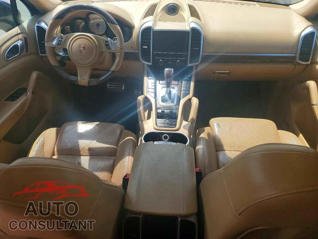 PORSCHE CAYENNE 2013 - WP1AB2A25DLA84622