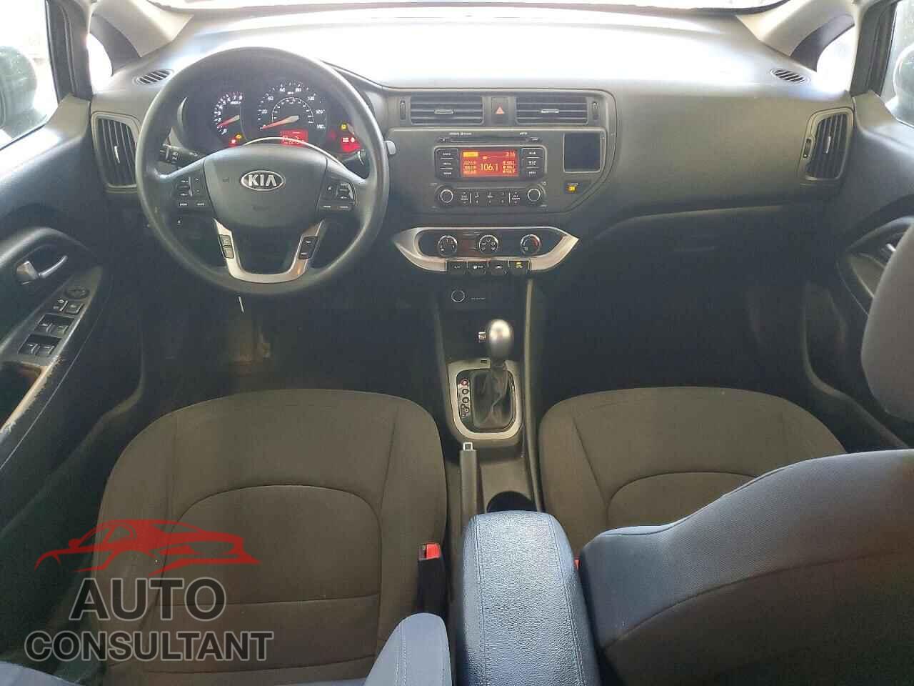 KIA RIO 2015 - KNADN4A34F6447064