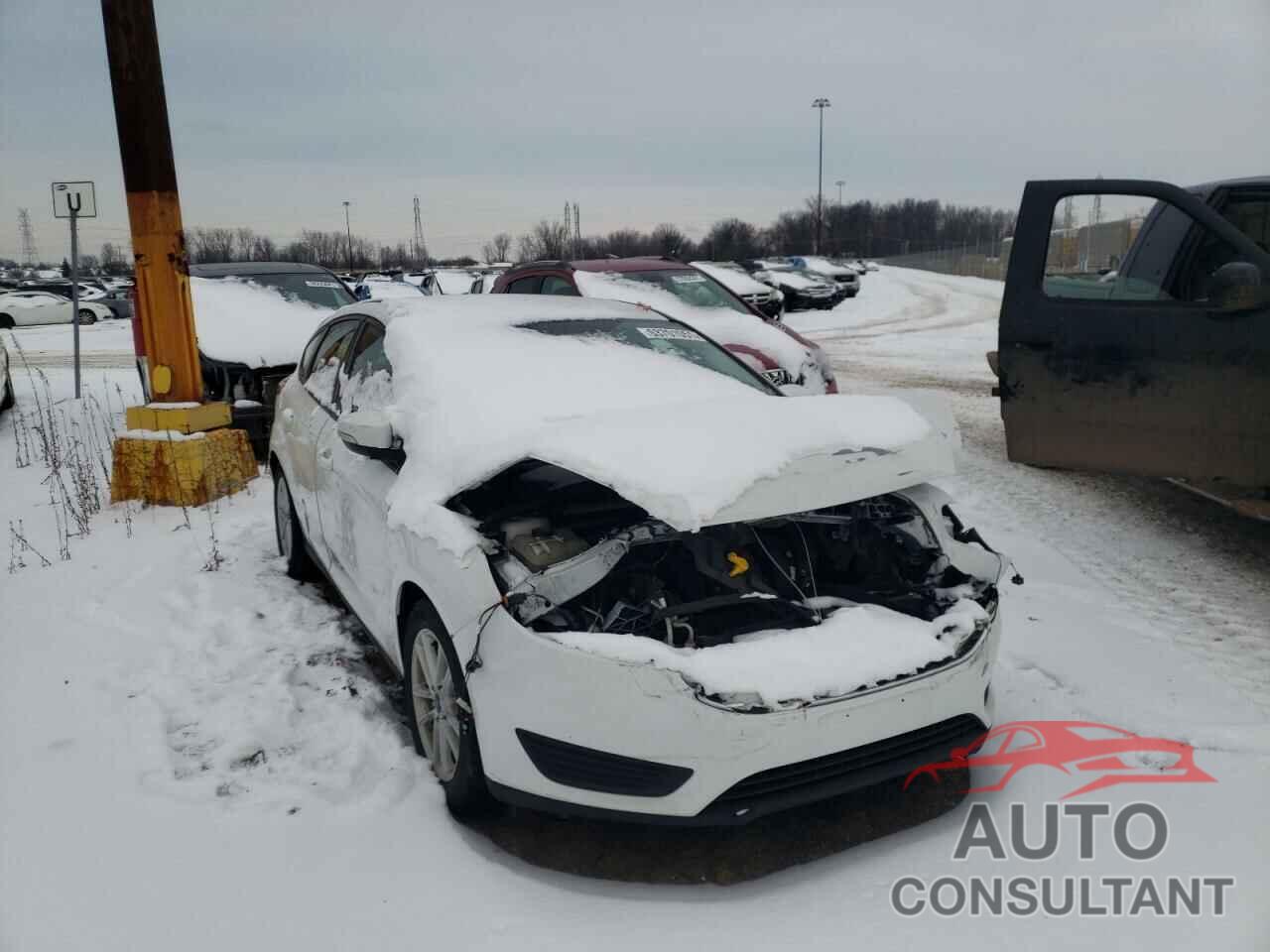 FORD FOCUS 2017 - 1FADP3K2XHL332055