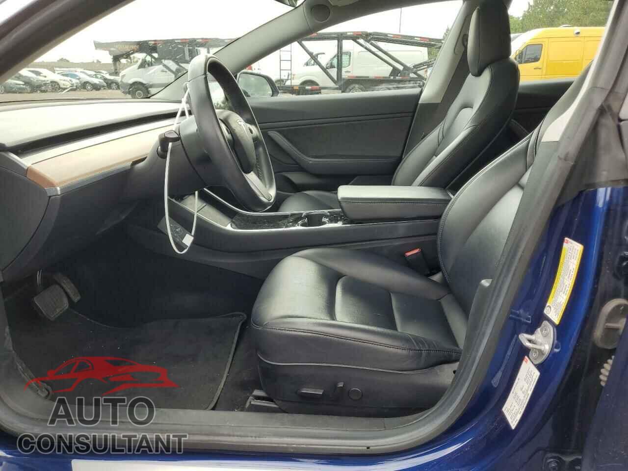 TESLA MODEL 3 2018 - 5YJ3E1EA1JF037339