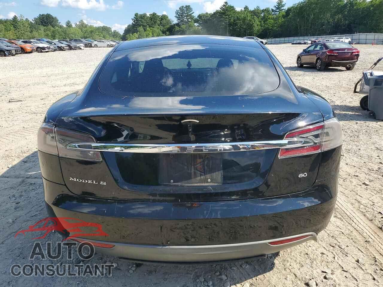 TESLA MODEL S 2013 - 5YJSA1CG6DFP07616