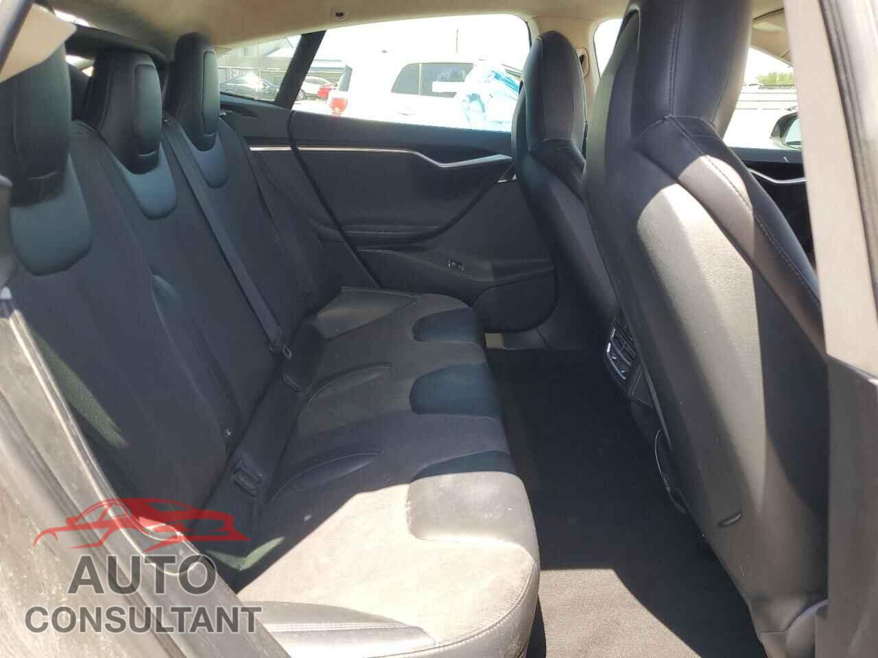 TESLA MODEL S 2016 - 5YJSA1E10GF130661