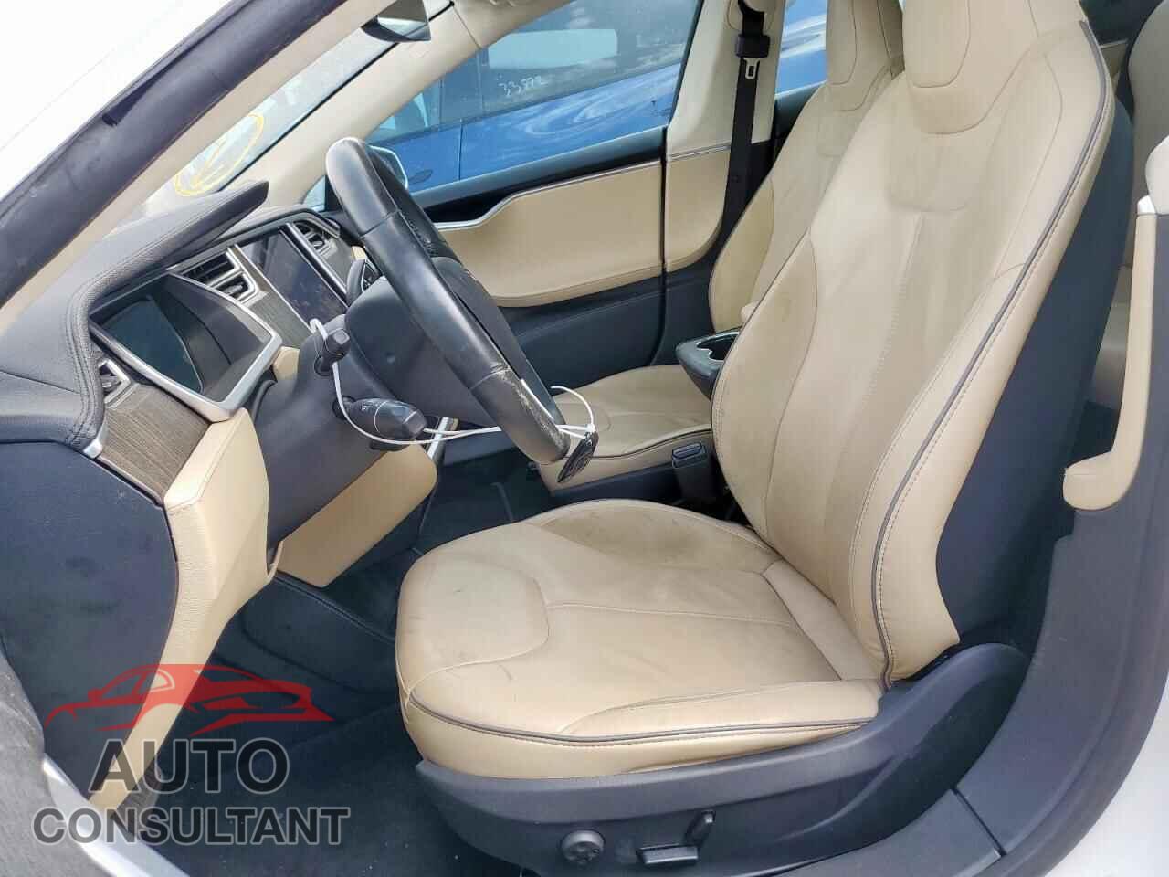TESLA MODEL S 2013 - 5YJSA1DNXDFP26540