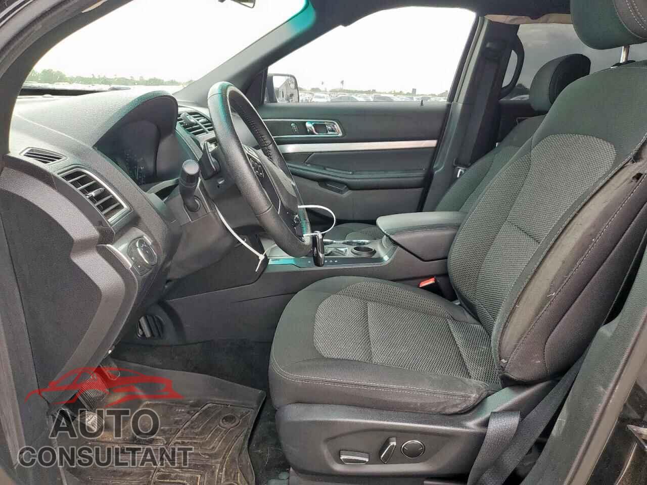 FORD EXPLORER 2017 - 1FM5K7DH9HGB52219