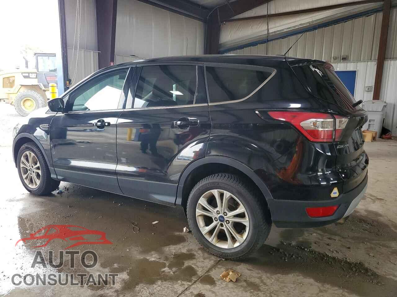 FORD ESCAPE 2017 - 1FMCU9GD4HUC08624