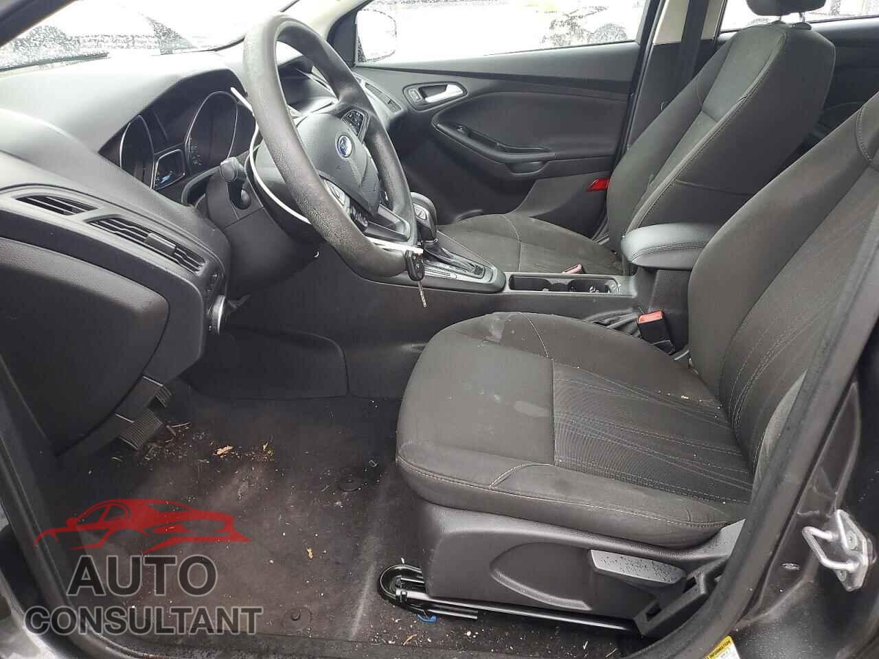 FORD FOCUS 2017 - 1FADP3K20HL206884