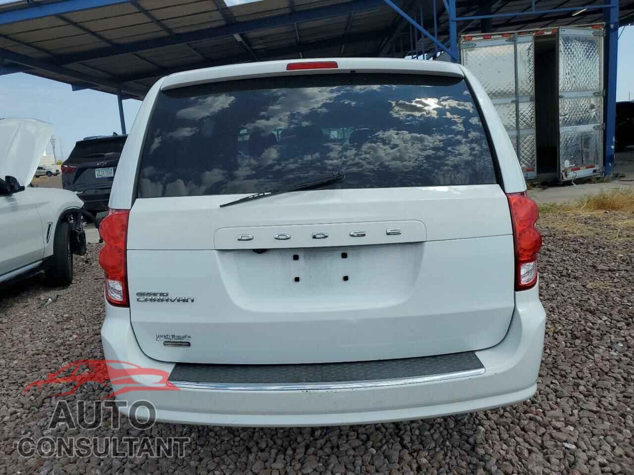 DODGE CARAVAN 2018 - 2C4RDGBG6JR304391