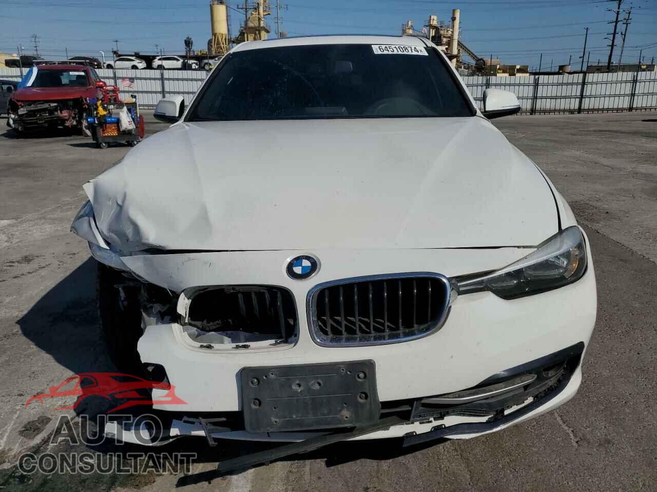 BMW 3 SERIES 2016 - WBA8E9G50GNU30292