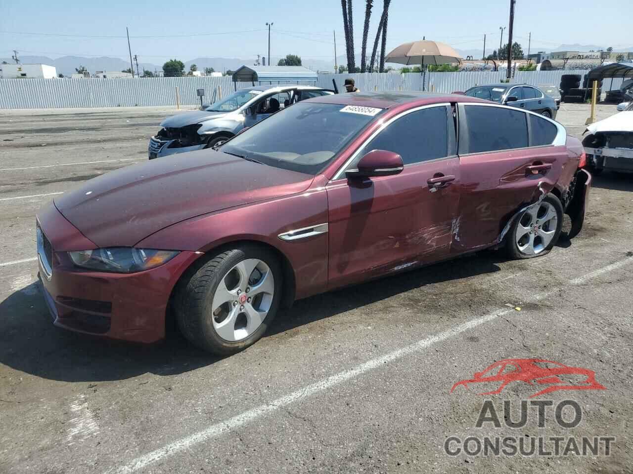 JAGUAR XE 2017 - SAJAR4BG8HA974036