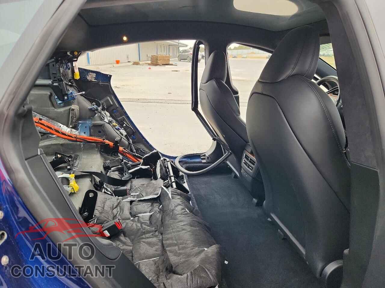TESLA MODEL S 2021 - 5YJSA1E24MF427288