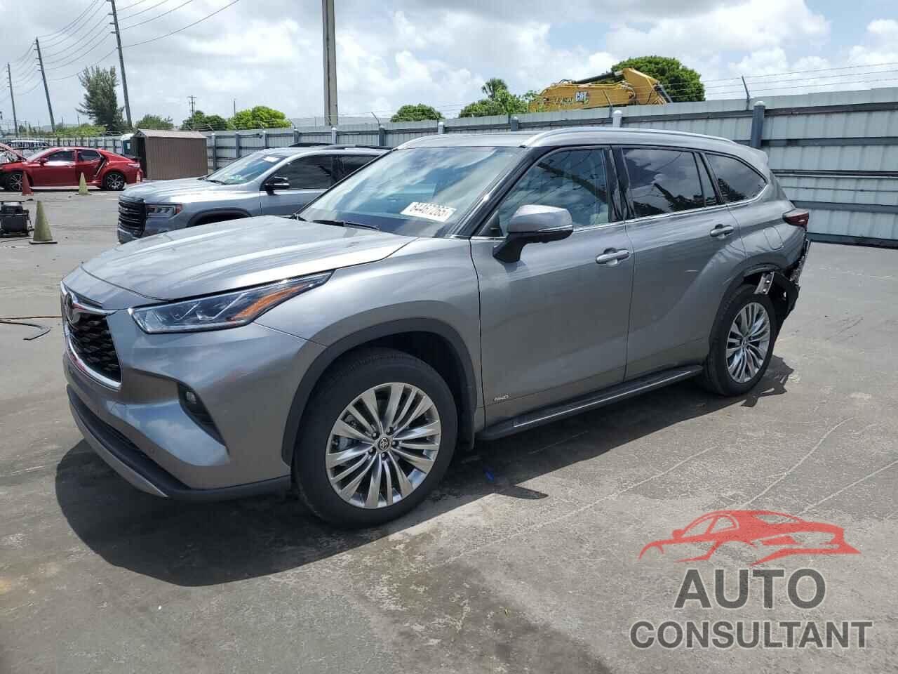 TOYOTA HIGHLANDER 2025 - 5TDEBRCH8SS671602