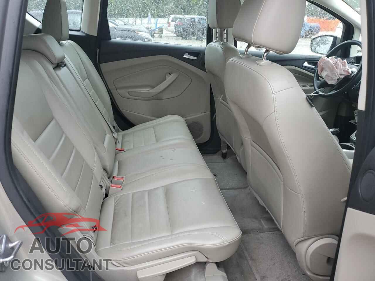 FORD CMAX 2015 - 1FADP5BUXFL110660