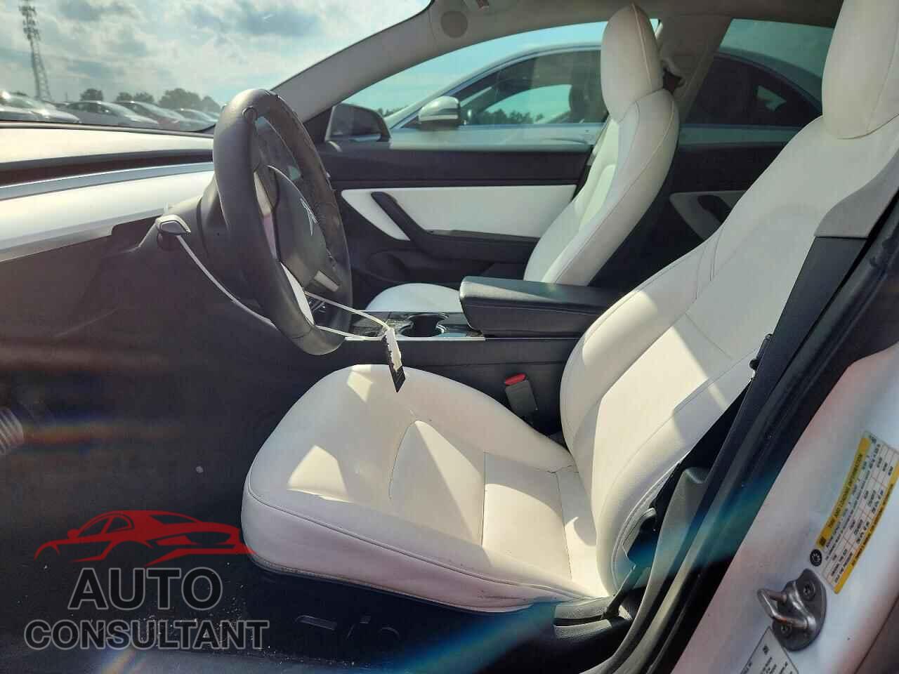 TESLA MODEL 3 2020 - 5YJ3E1EA3LF717665