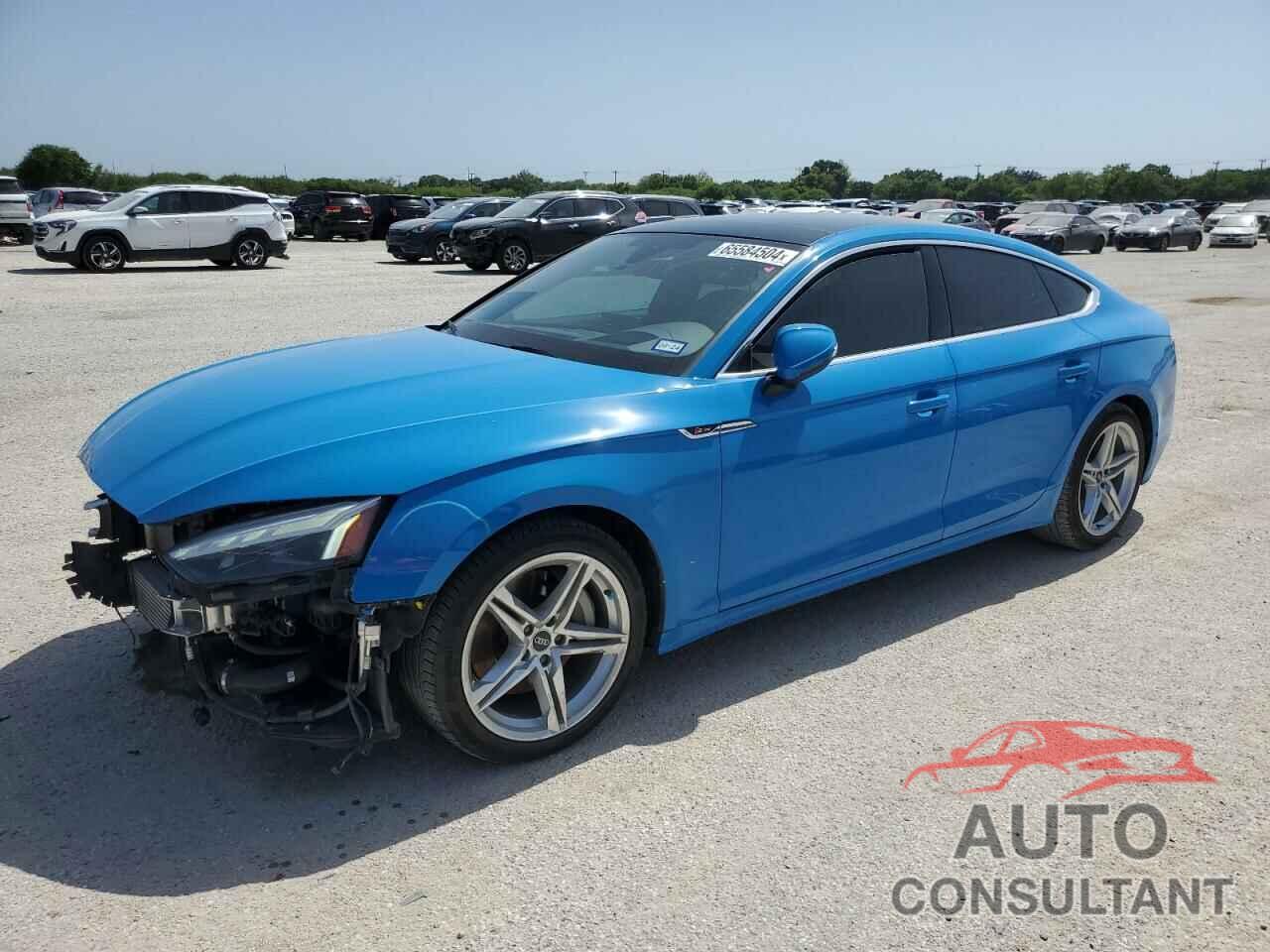 AUDI A5 2022 - WAUEACF50NA037362