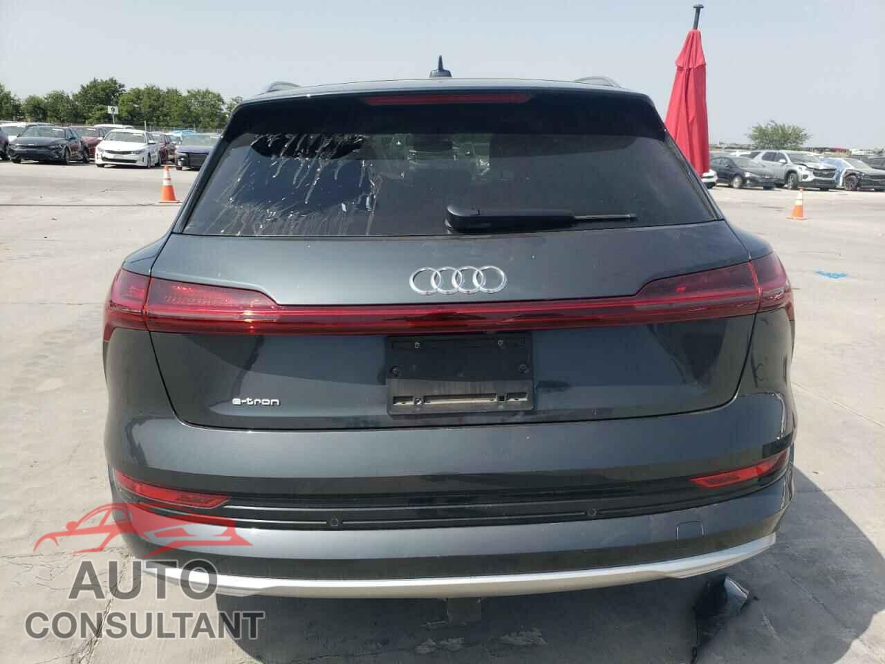 AUDI E-TRON 2019 - WA1VABGEXKB008799