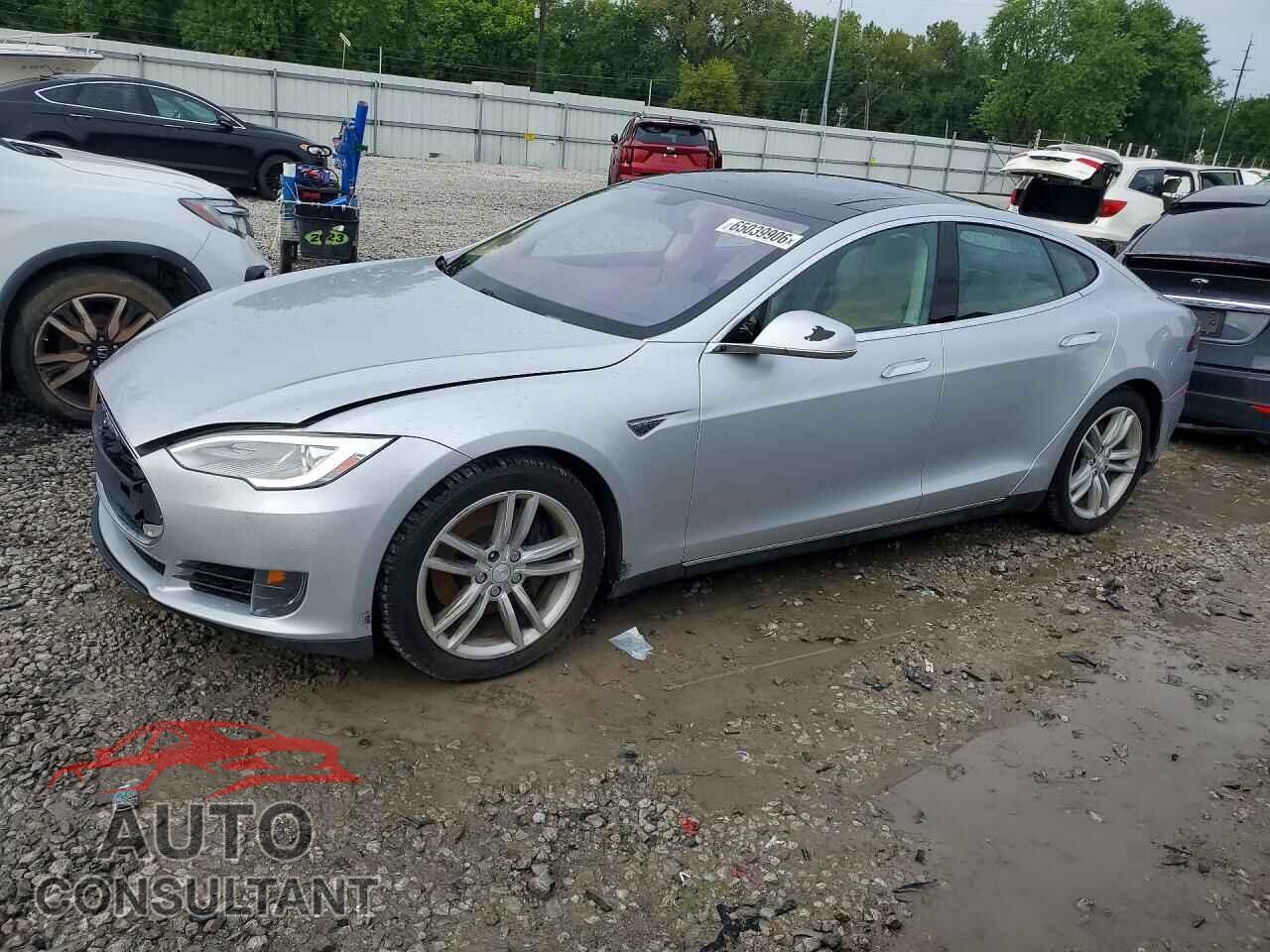 TESLA MODEL S 2013 - 5YJSA1CN0DFP22076