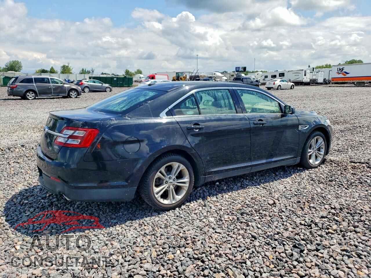 FORD TAURUS 2015 - 1FAHP2E82FG169497