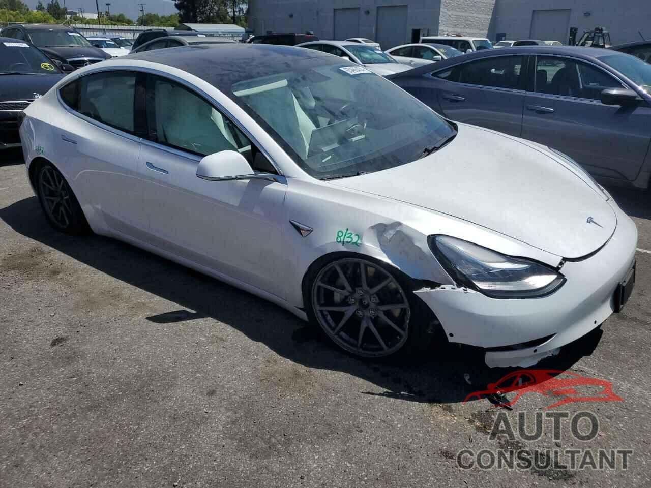 TESLA MODEL 3 2018 - 5YJ3E1EB2JF098093